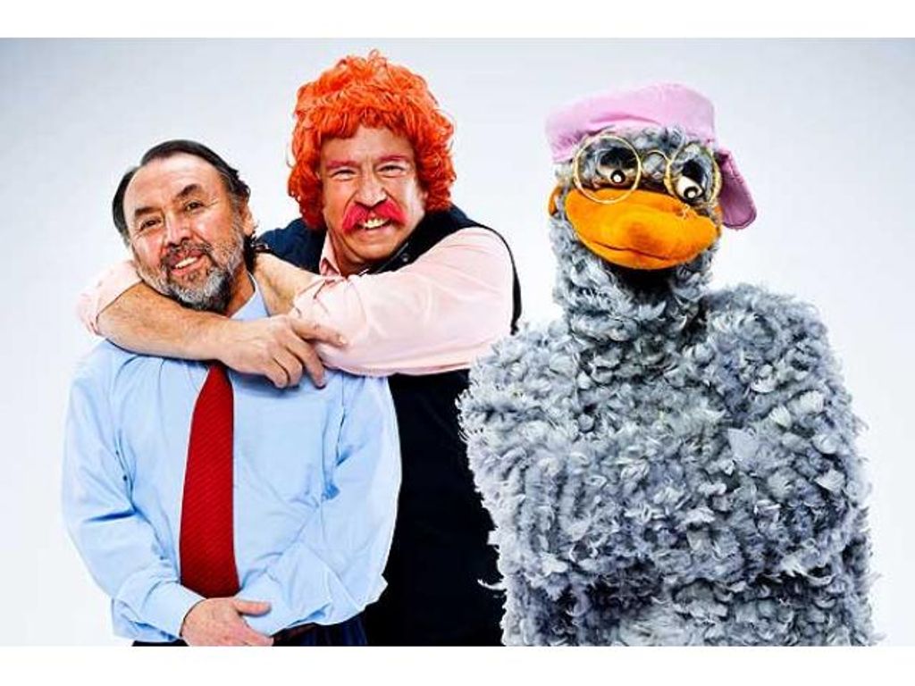 GURU GURU, PROFESOR ROSSA Y DON CARTER
HABLARÁN SIN CENSURA EN CASINO DREAMS GURU GURU, PROFESOR ROSSA Y DON CARTER
HABLARÁN SIN CENSURA EN CASINO DREAMS