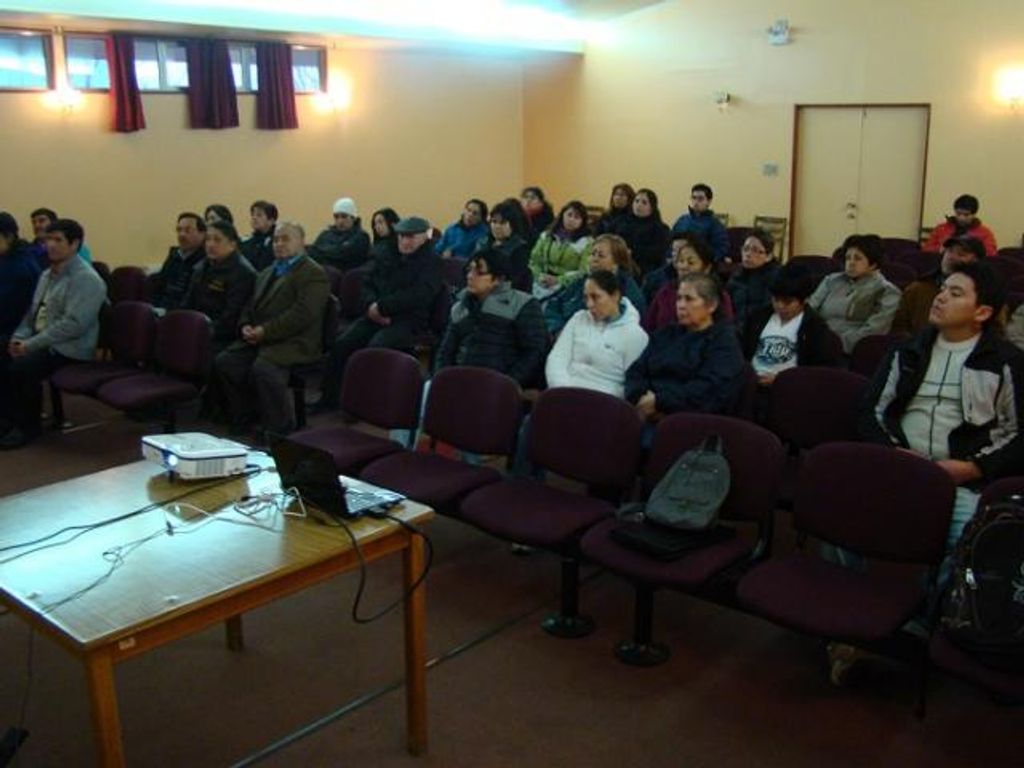 ALCALDE PAREDES ANUNCIÓ LA CONSTRUCCIÓN DE 64 CASETAS SANITARIAS PARA PUERTO NATALES ALCALDE PAREDES ANUNCIÓ LA CONSTRUCCIÓN DE 64 CASETAS SANITARIAS PARA PUERTO NATALES
