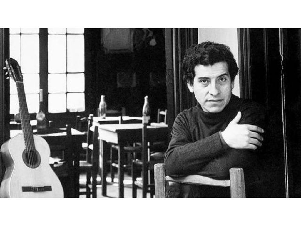 CHILE Y EL MUNDO RECUERDAN A VÍCTOR JARA CHILE Y EL MUNDO RECUERDAN A VÍCTOR JARA
