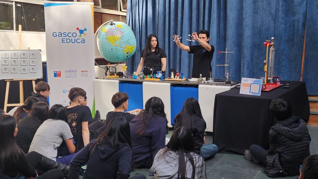 Puerto Williams (1) Puerto Williams (1)