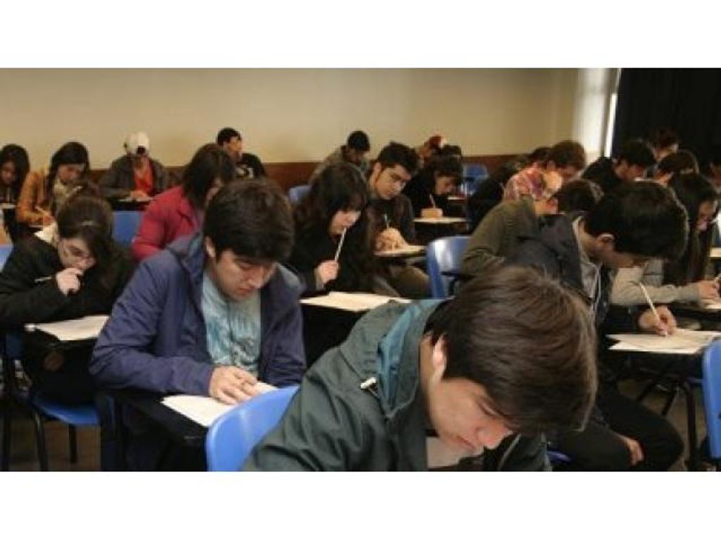 220 PUNTAJES NACIONALES EN PSU 220 PUNTAJES NACIONALES EN PSU