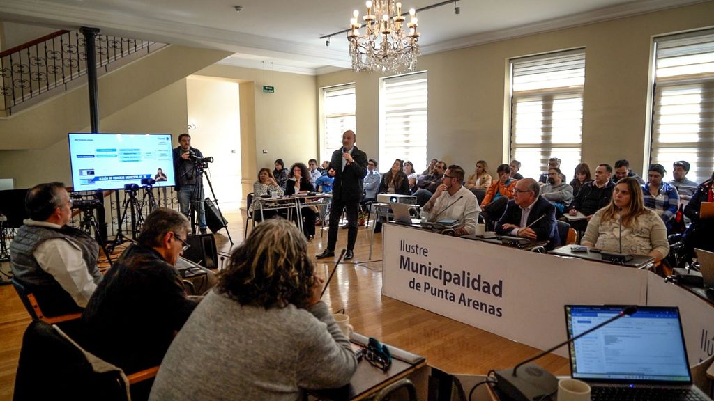 DISEÑO DE EDIFICIO CONSISTORIAL (2)