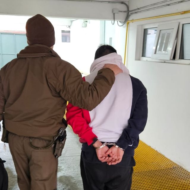 detenidopersecucion detenidopersecucion