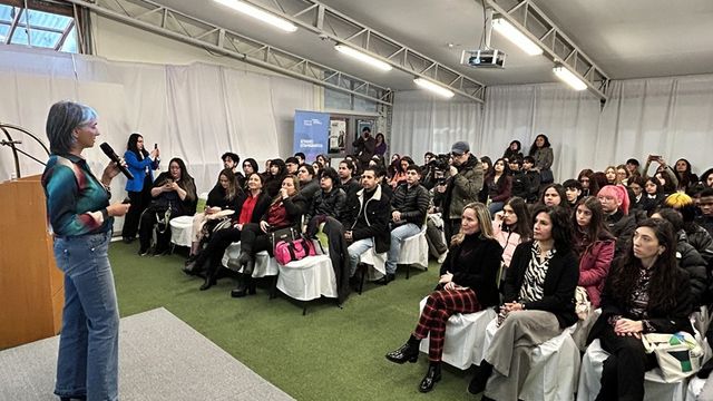 charlastaustrochile charlastaustrochile