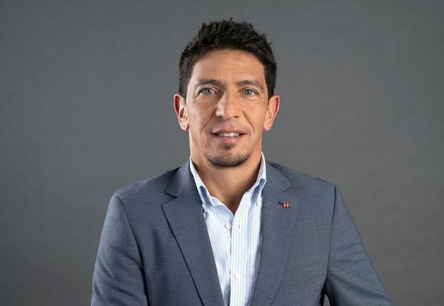 Víctor Paredes_ SE