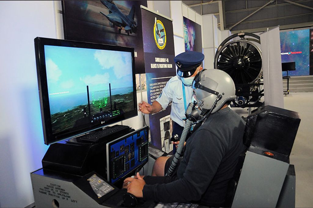 Feria Tecnológica Feria Tecnológica