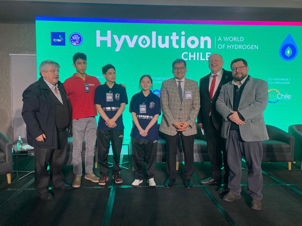 HYVOLUTION 2 HYVOLUTION 2
