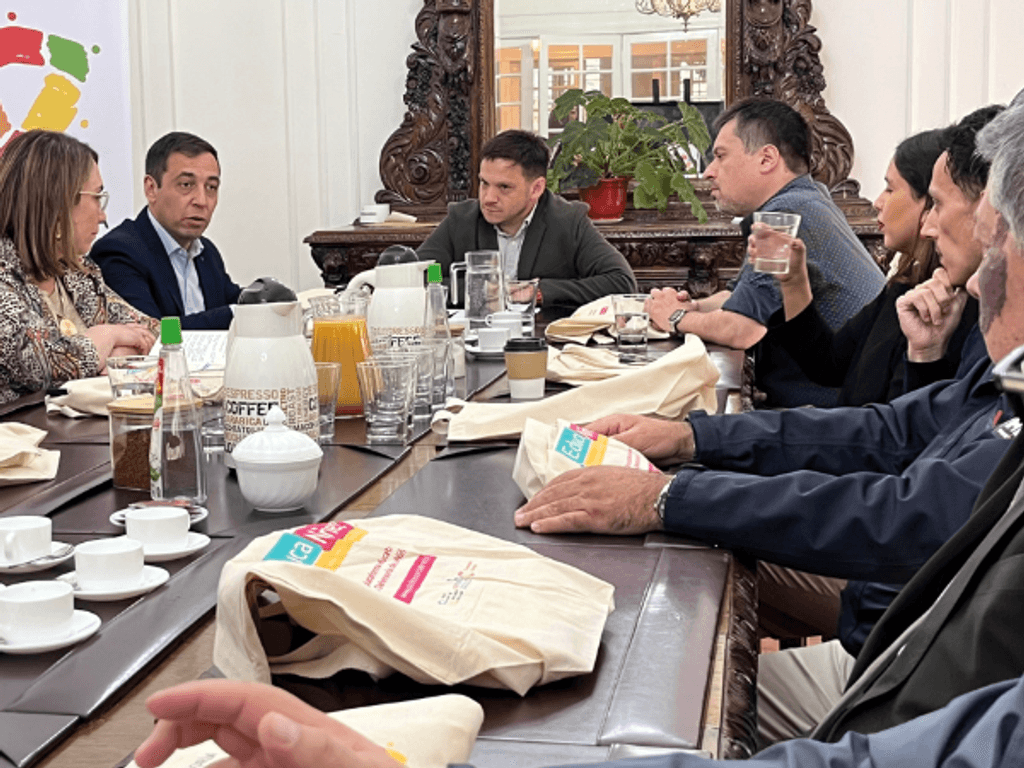 szdxfcgvhbjnklm szdxfcgvhbjnklm