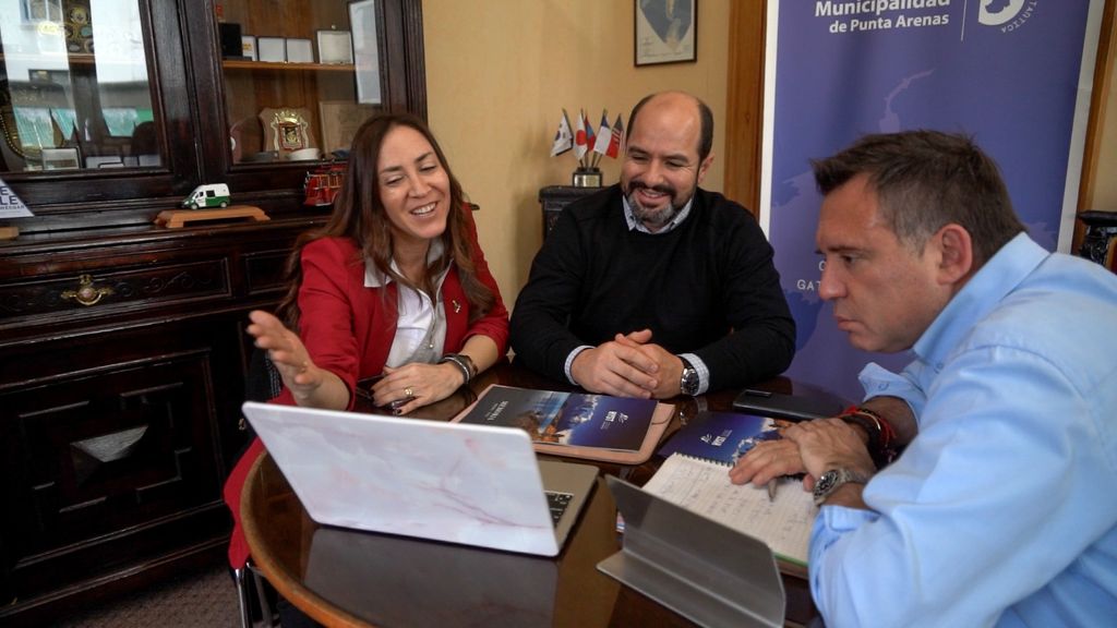 REUNIÓN CON HYST (3) REUNIÓN CON HYST (3)