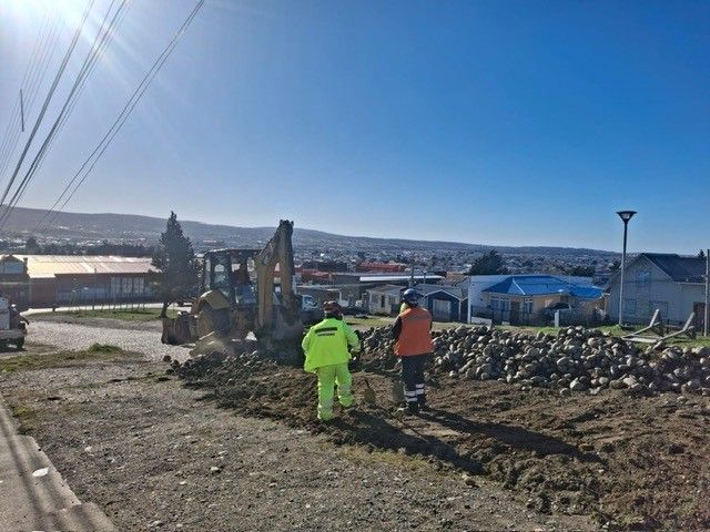 MINVU - Obras empedrado Av