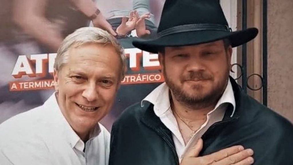 kaiser-kast-11 kaiser-kast-11