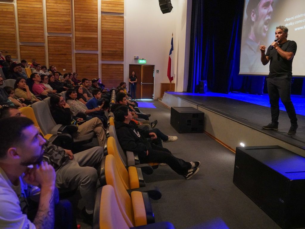 CHARLA (6) CHARLA (6)