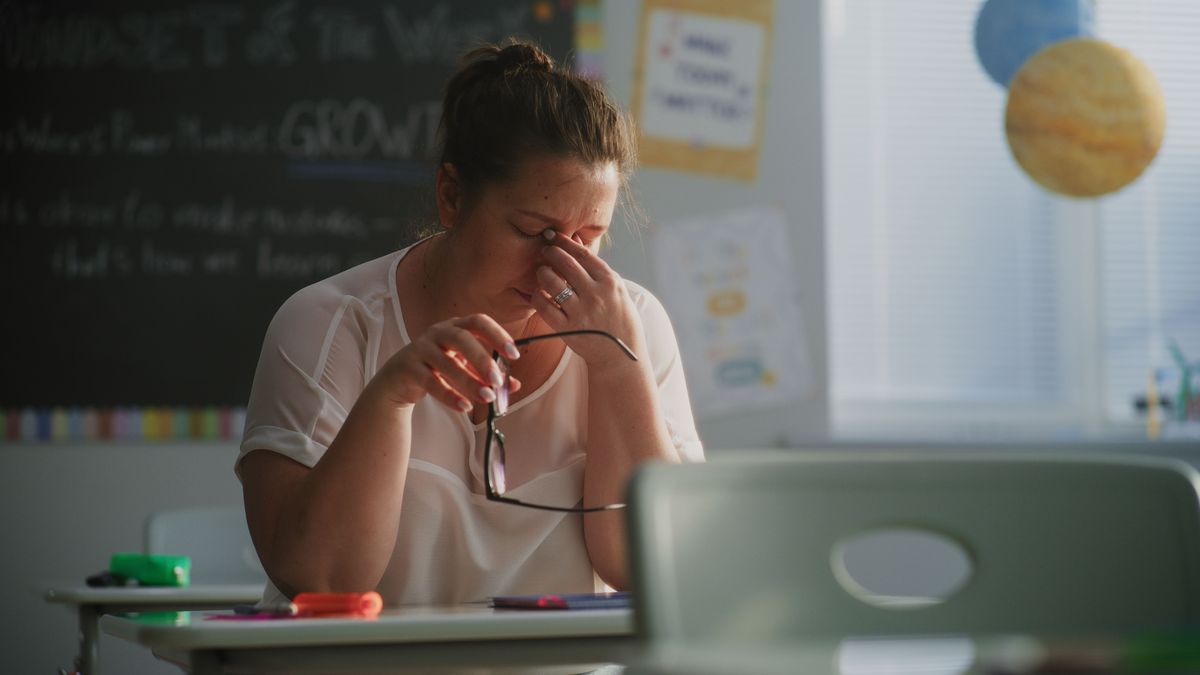 ESTUDIO ANALIZA CAUSAS DE DESERCIÓN DE PROFESORES NOVELES Y BUSCA FORTALECER SU RETENCIÓN EN EL SISTEMA ESCOLAR