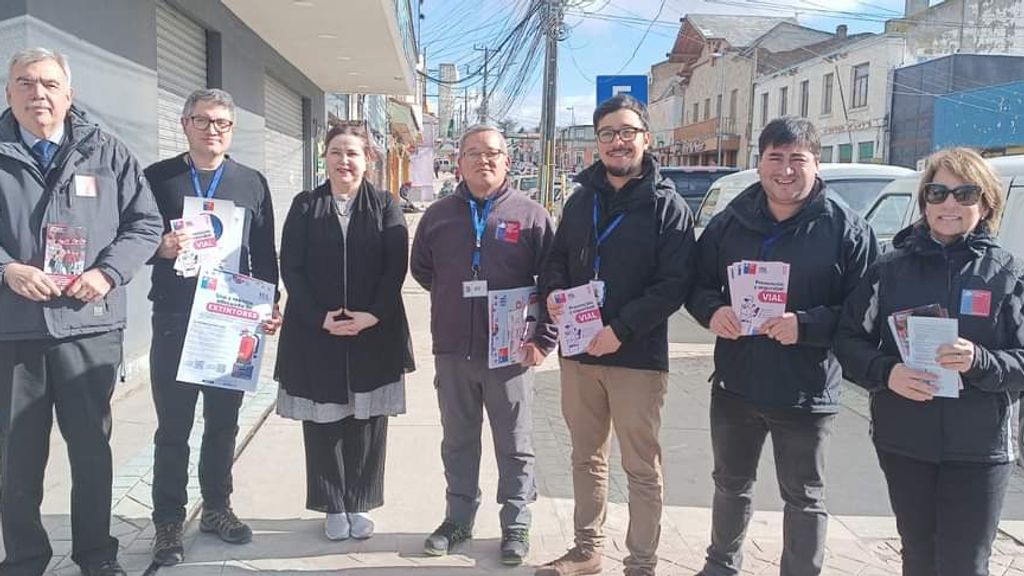 IMG_ISLyDT IMG_ISLyDT