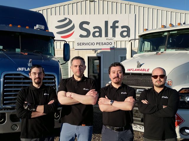 Fotos Magellanic Mack (4) Fotos Magellanic Mack (4)