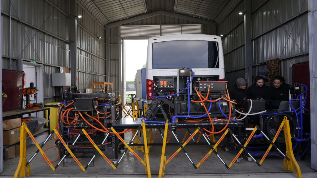 construiccion-bus-hidrogeno construiccion-bus-hidrogeno