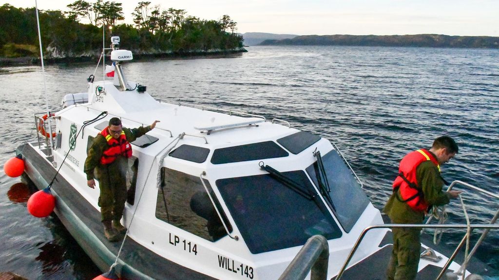 lanchacarabineros lanchacarabineros