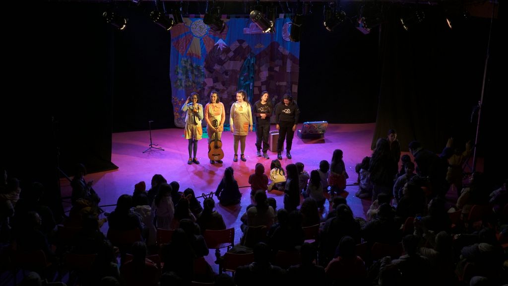 Natales Teatrales 2023_Obra “Cuentate un bichito” de compañía La Washa (Valparaíso, región de Valparaíso)_Créditos_ Javier Castro Jorquera Natales Teatrales 2023_Obra “Cuentate un bichito” de compañía La Washa (Valparaíso, región de Valparaíso)_Créditos_ Javier Castro Jorquera