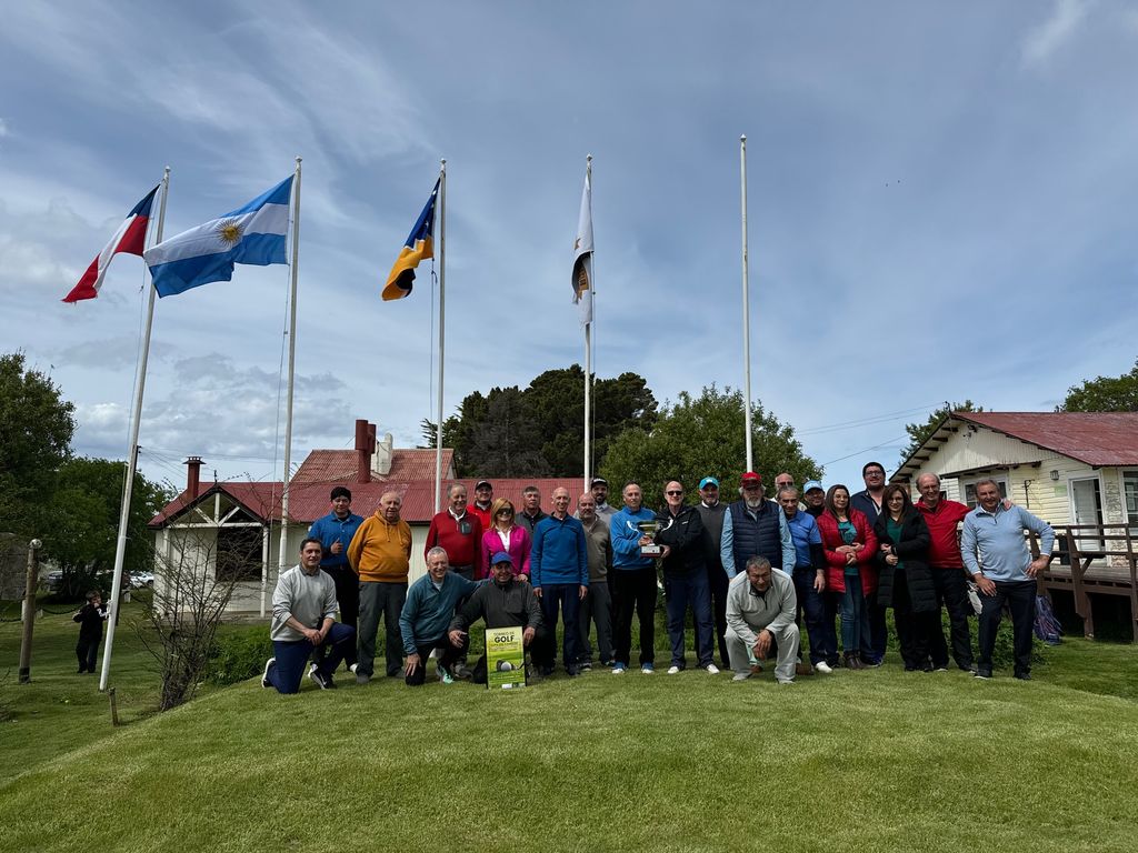 Equipos de Punta Arenas y Río Gallegos Equipos de Punta Arenas y Río Gallegos