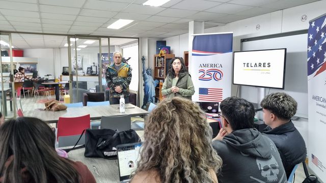 Reunión con Centros de Estudiantes - TELARES Reunión con Centros de Estudiantes - TELARES