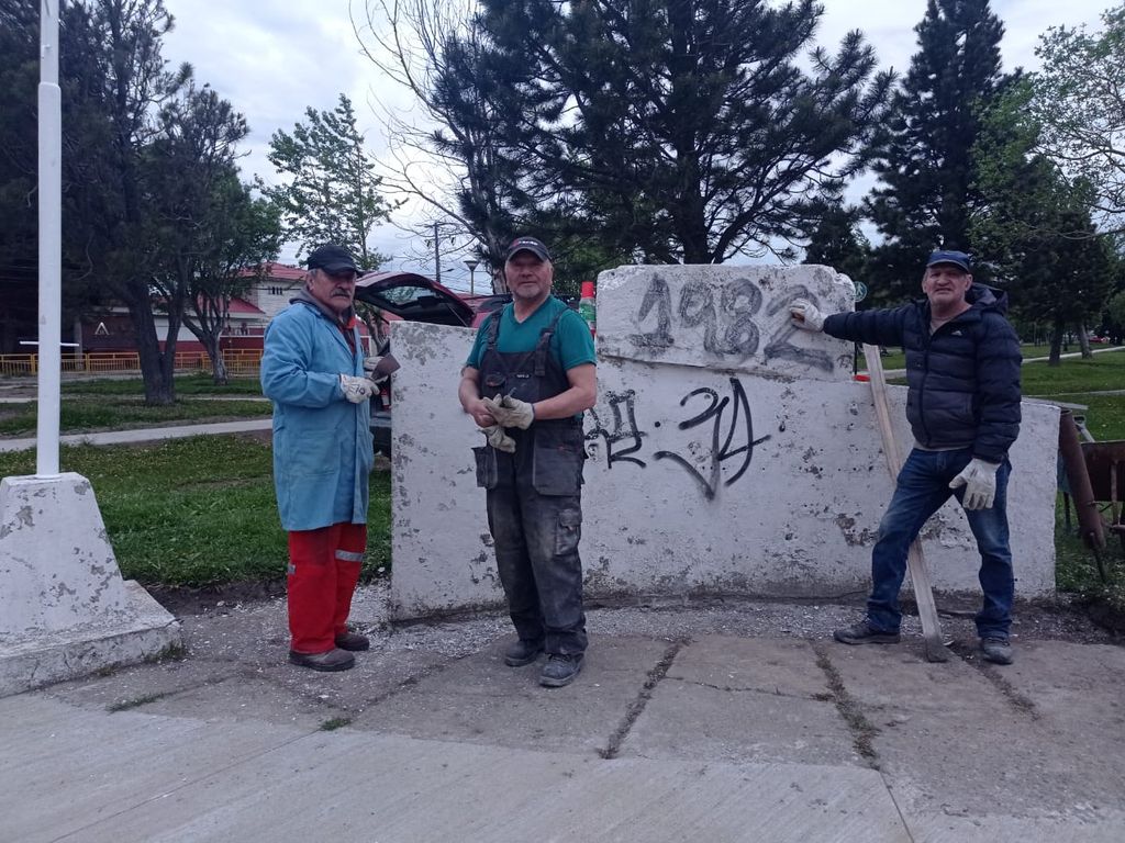 MEMORIAL NOV MEMORIAL NOV