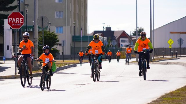 CICLETADA FAMILIAR (16) CICLETADA FAMILIAR (16)