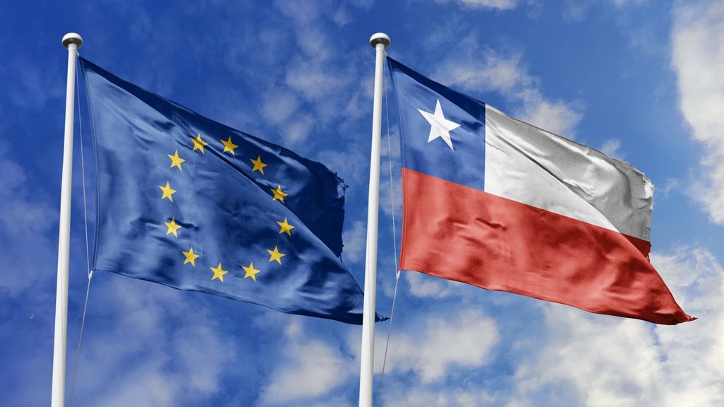 Banderas-Chile-UE