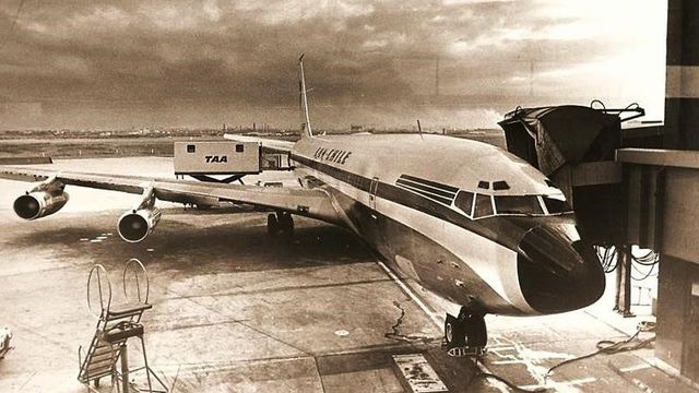 Avión primer vuelo directo Sídney - Punta Arenas