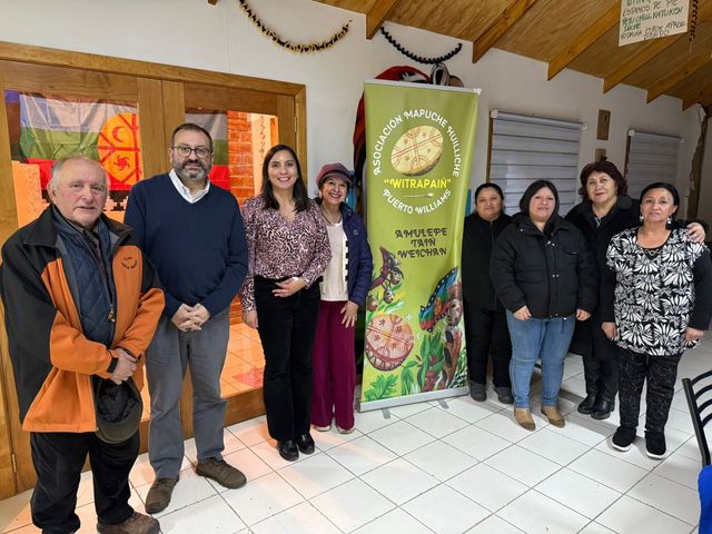 SEREMI CON ASOCIACIÓN MAPUCHE SEREMI CON ASOCIACIÓN MAPUCHE