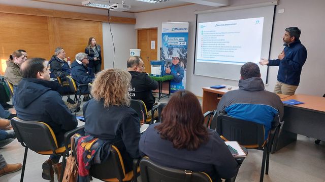 AMA_jornada servicios públicos