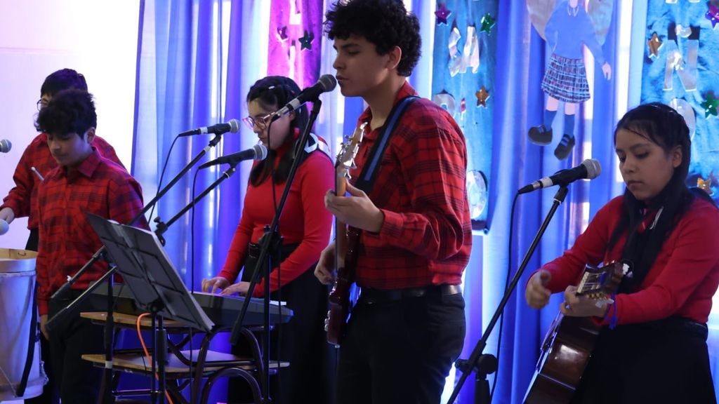 escuela18aniversario escuela18aniversario