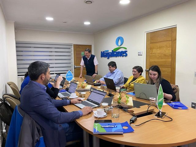 FOTO JURADO FFCC 2025 (002) FOTO JURADO FFCC 2025 (002)