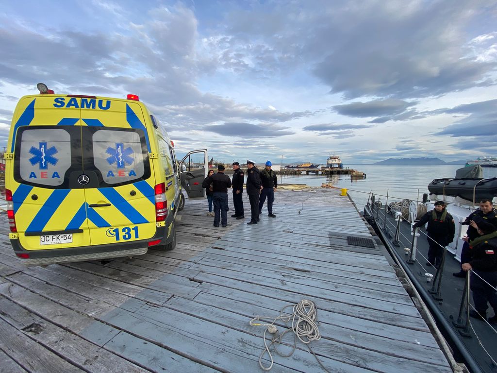 dispositivo en muelle Arturo Prat de Puerto Natales