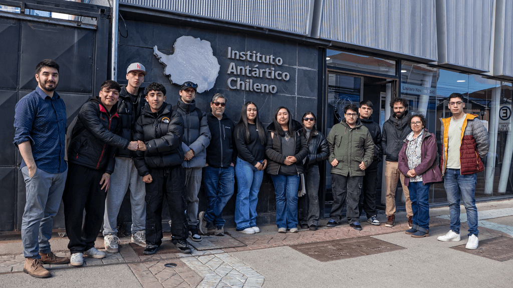 INACH visita Acuario UMAG-2 INACH visita Acuario UMAG-2