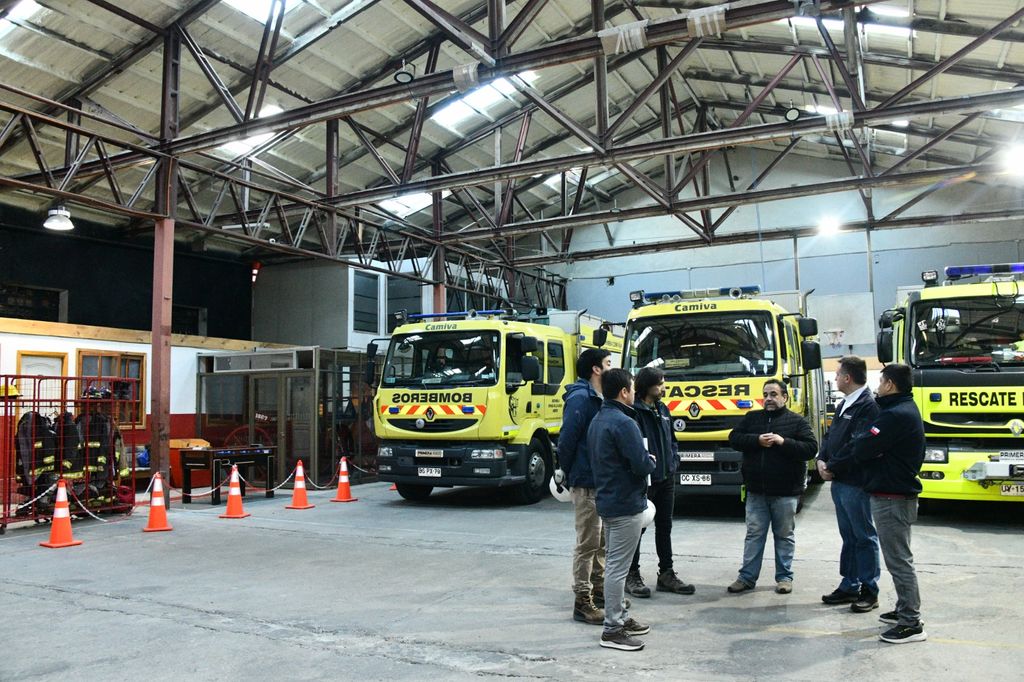 Bomba Magallanes (2) Bomba Magallanes (2)