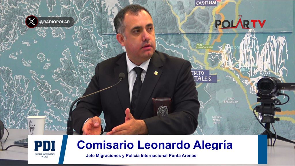 Comisario Leonardo Alegría, Jefe Migraciones y Policía Internacional Punta Arenas Comisario Leonardo Alegría, Jefe Migraciones y Policía Internacional Punta Arenas