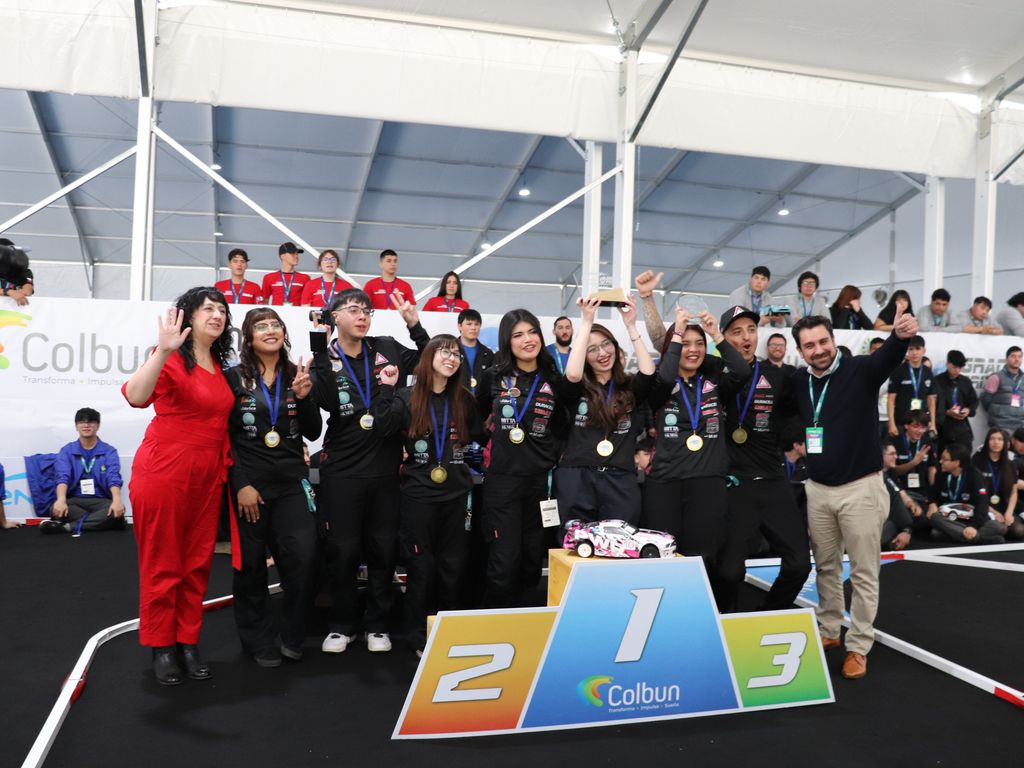 Equipo Ev3ntus ganador H2GP 2025 Equipo Ev3ntus ganador H2GP 2025
