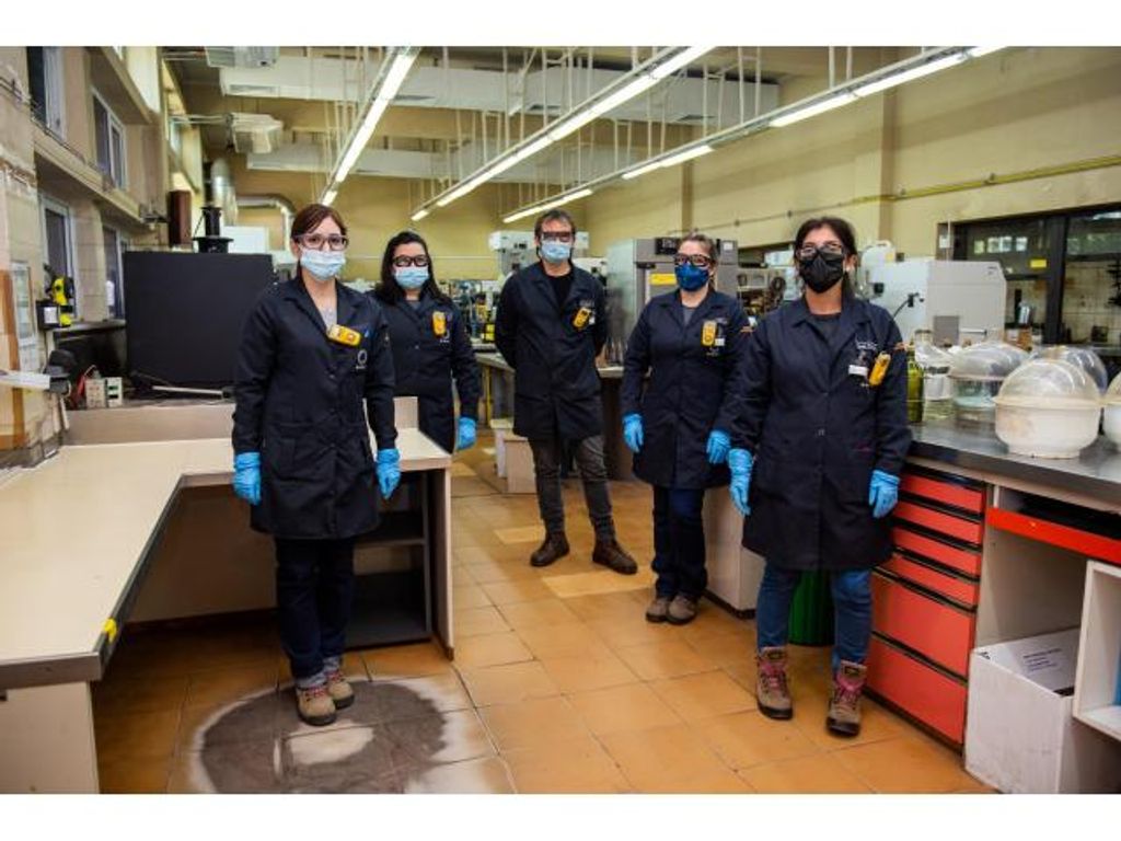 LABORATORIOS DE ENAP CUMPLEN DESAFÍO Y SE CERTIFICAN