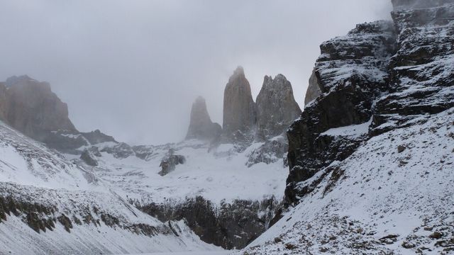 Torres-del-Paine-desde-el-mirador-base-Torres1