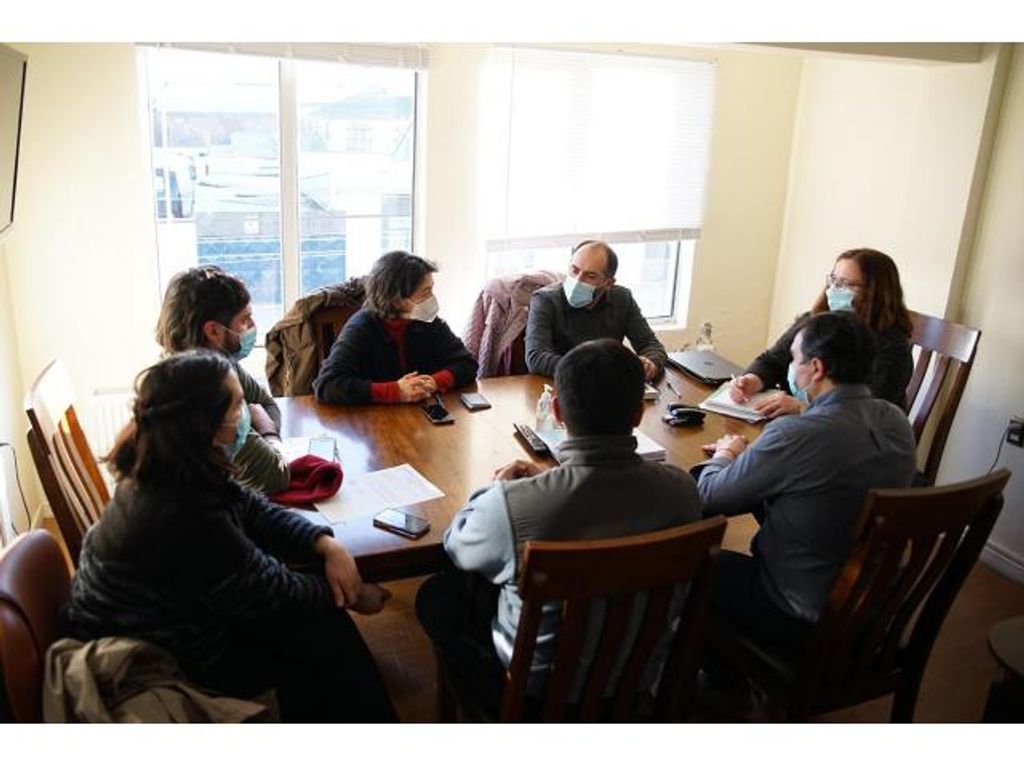 SECRETARIA GENERAL DE LA CORMUNAT SE REÚNE CON INVESTIGADORES DE LA USACH SECRETARIA GENERAL DE LA CORMUNAT SE REÚNE CON INVESTIGADORES DE LA USACH