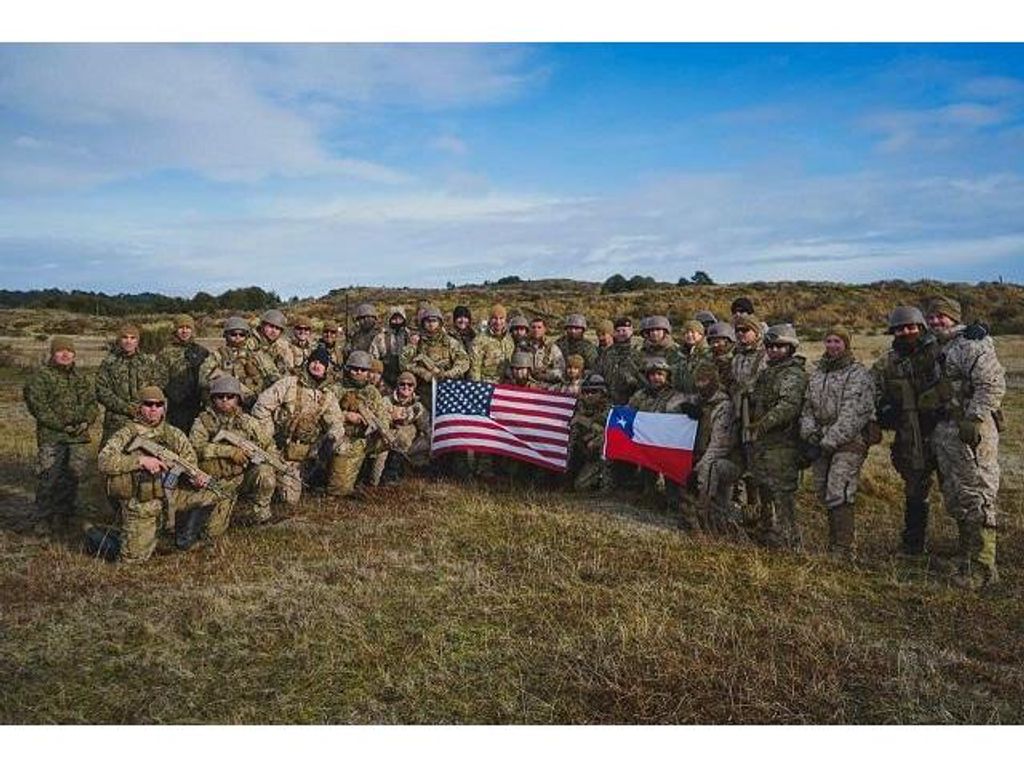 INFANTES DE MARINA DE ESTADOS UNIDOS ENTRENARON JUNTO AL PERSONAL DEL DESTACAMENTO IM Nº4 “COCHRANE” DE LA TERCERA ZONA NAVAL