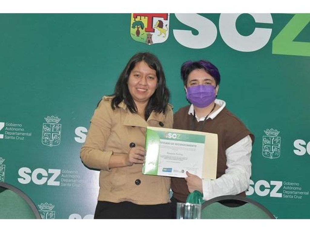ESCRITORA Y ESTUDIANTE DE PEDAGOGÍA EN CASTELLANO REPRESENTÓ A CHILE EN FESTIVAL INTERNACIONAL DE POESÍA