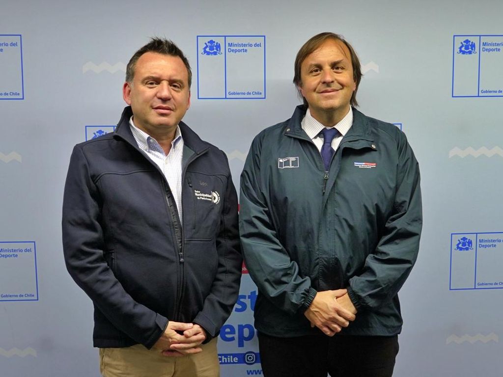 REUNIÓN CON MINISTRO DEL DEPORTE (4) REUNIÓN CON MINISTRO DEL DEPORTE (4)