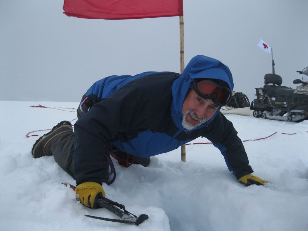 Alfredo Soto, un explorador incansable en el Territorio Chileno Antártico Alfredo Soto, un explorador incansable en el Territorio Chileno Antártico