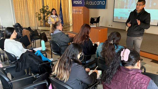 Charla con FOSIS Charla con FOSIS