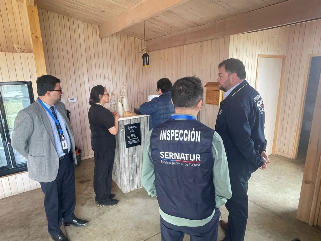 20251223 Fiscalización Turismo  Natales (5)