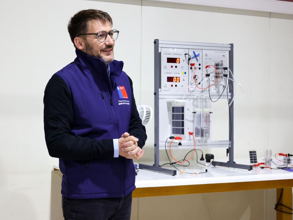 ministroenergiapuq ministroenergiapuq