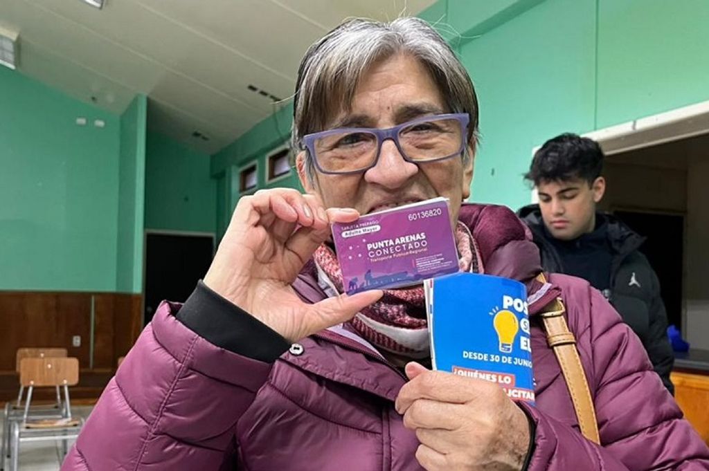 PERSONA MAYOR PUQ PERSONA MAYOR PUQ