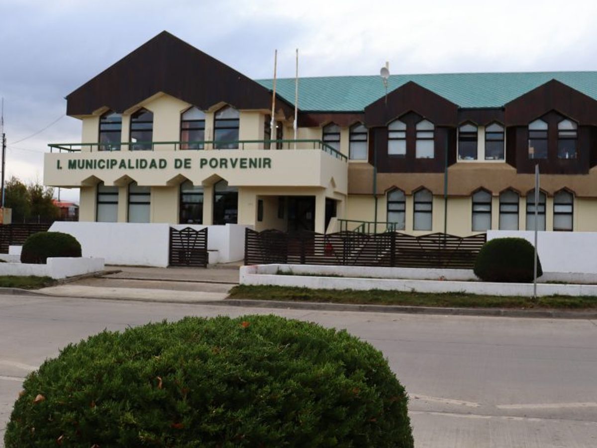 LA MUNICIPALIDAD DE PORVENIR IMPUGNARÁ LA SENTENCIA LABORAL DEL JUZGADO DE PORVENIR POR EL CASO DE NATALY VIVAR