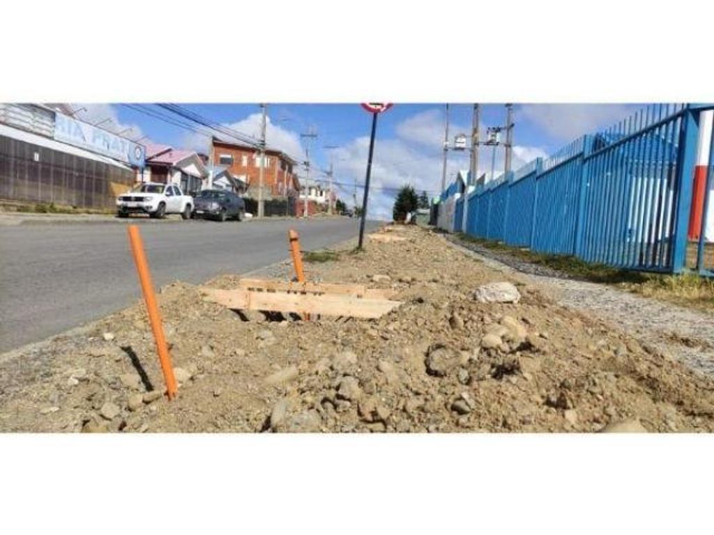 PUNTA ARENAS TENDRÁ 12 KILÓMETROS DE NUEVAS LUMINARIAS PEATONALES PUNTA ARENAS TENDRÁ 12 KILÓMETROS DE NUEVAS LUMINARIAS PEATONALES